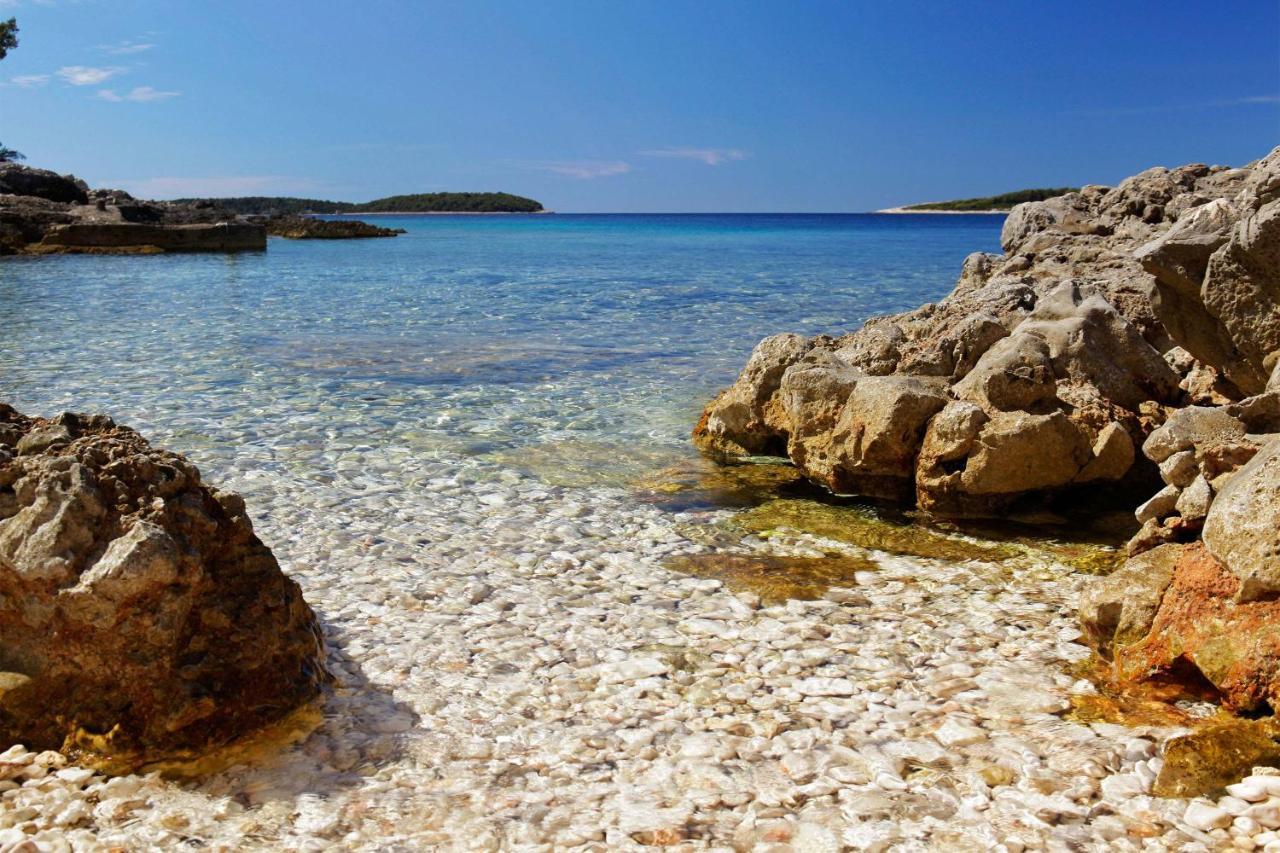 Apartmani Doro Vela Luka Bagian luar foto